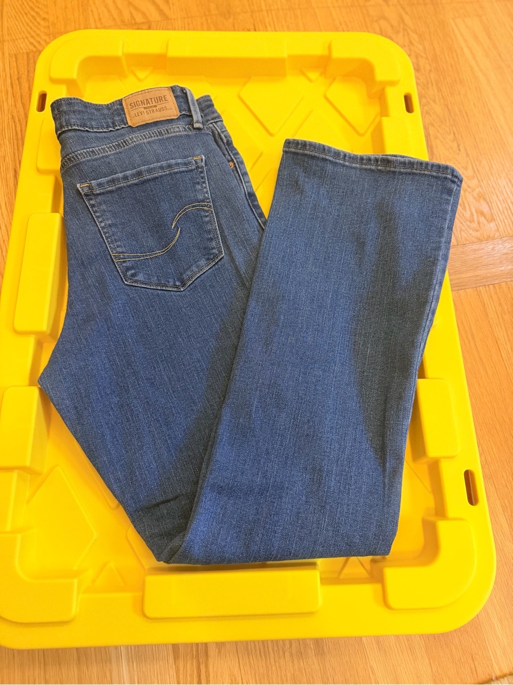 Mens Size W29 L30 "Signature by Levi Strauss" Dark Blue Straight-Leg Jeans GUC